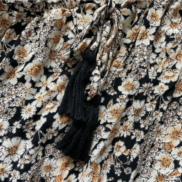 Patrons of Peace - Women’s Small Floral Dress - Picture 2 of 8